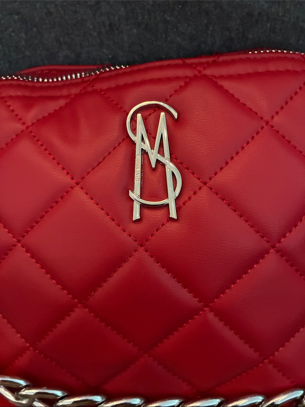 Steve Madden Red Quilted Crossbody with Silver Chain - Picture 3 of 7